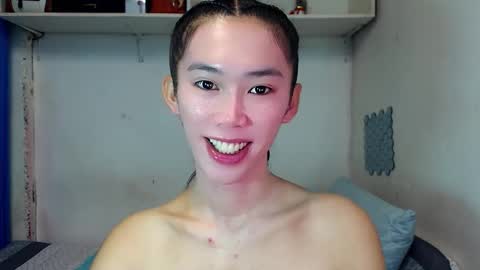 J A D E online show from November 2025 11:16:01 PM