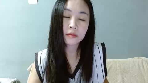 Snapshot of asiantabbyx chatting on May 2026 03:45:01 AM Tabby online show from May 2026 03:45:01 AM