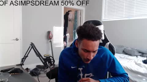 Snapshot of asimpsdream chatting on October 2025 01:08:02 PM asimpsdream online show from October 2025 01:08:02 PM