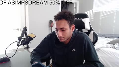 Snapshot of asimpsdream chatting on November 2025 01:43:01 PM asimpsdream online show from November 2025 01:43:01 PM