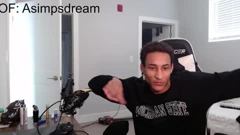 Snapshot of asimpsdream chatting on April 2026 04:46:02 PM asimpsdream online show from April 2026 04:46:02 PM