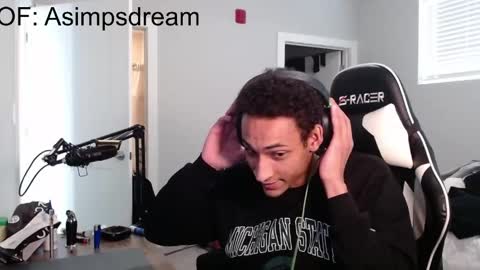 Snapshot of asimpsdream chatting on April 2026 08:57:02 PM asimpsdream online show from April 2026 08:57:02 PM