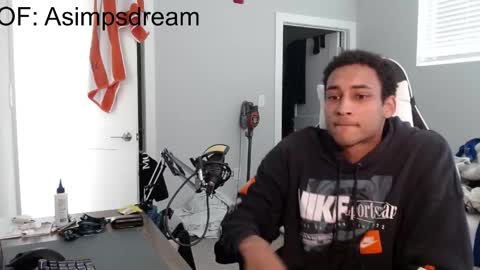 Snapshot of asimpsdream chatting on May 2026 02:44:02 PM asimpsdream online show from May 2026 02:44:02 PM