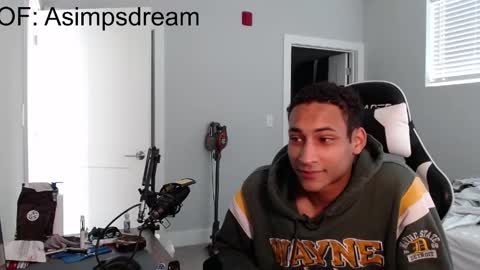 Snapshot of asimpsdream chatting on May 2026 02:01:02 PM asimpsdream online show from May 2026 02:01:02 PM