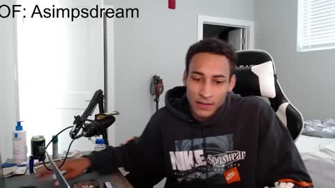 Snapshot of asimpsdream chatting on May 2026 03:09:02 PM asimpsdream online show from May 2026 03:09:02 PM