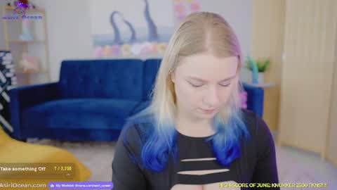 Snapshot of asiri_ocean chatting on June 2026 04:28:01 PM Asiri pronounced Ah-siri Please no nicknames 3 online show from June 2026 04:28:01 PM