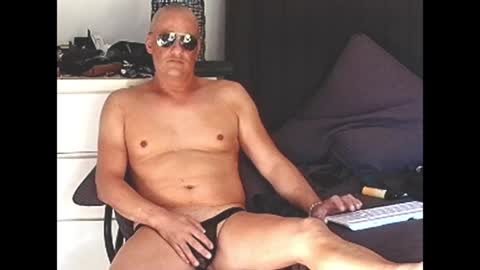 askil8802 online show from April 2026 05:54:02 AM