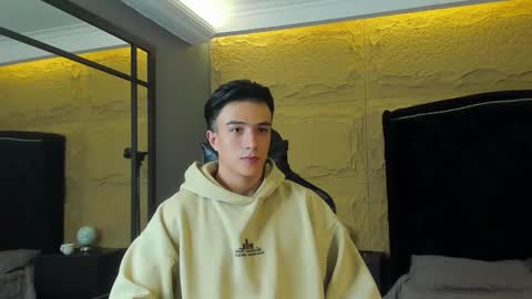 Aslan  online show from January 2026 01:00:02 AM