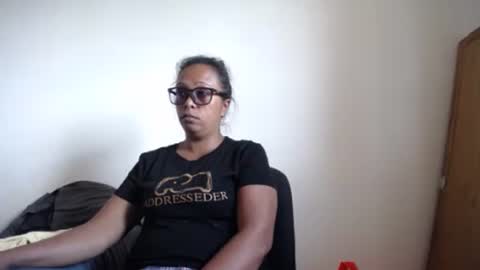 aslanne online show from April 2026 09:21:01 AM