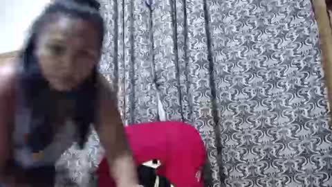 Snapshot of aslanne chatting on April 2026 06:10:01 PM aslanne online show from April 2026 06:10:01 PM