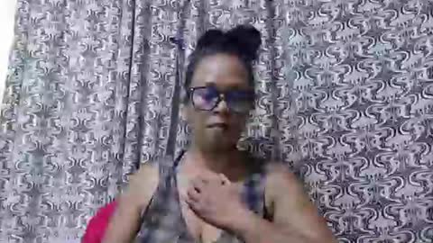 Snapshot of aslanne chatting on April 2026 06:47:02 PM aslanne online show from April 2026 06:47:02 PM