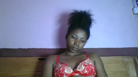 Snapshot of asmiraa chatting on April 2026 05:52:01 PM asmiraa online show from April 2026 05:52:01 PM