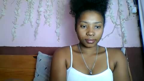 Snapshot of asmiraa chatting on May 2026 11:40:01 AM asmiraa online show from May 2026 11:40:01 AM