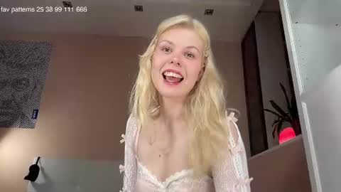 Snapshot of ass_latte chatting on July 2026 11:37:01 PM Sasha online show from July 2026 11:37:01 PM