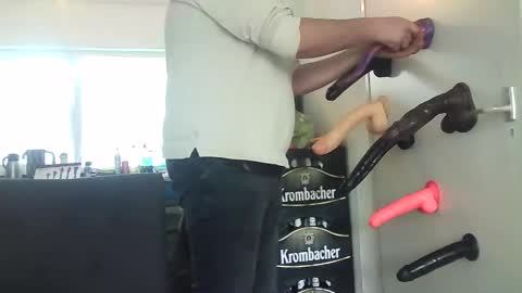 Snapshot of assforstrapon chatting on March 2025 08:29:01 AM sissyslut online show from March 2025 08:29:01 AM