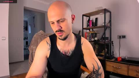 asshunter4k online show from October 2025 09:22:01 AM