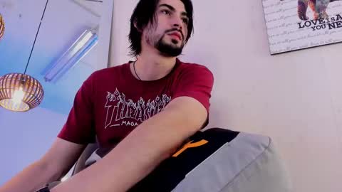 Snapshot of assmoddeus chatting on December 2024 06:28:01 PM Asmodeus online show from December 2024 06:28:01 PM