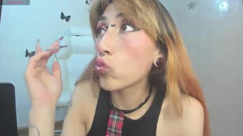 Snapshot of asterothxznikki chatting on February 2026 01:39:02 AM Asterothxznikki online show from February 2026 01:39:02 AM