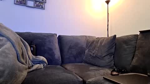 astra916 online show from March 2026 09:28:01 PM