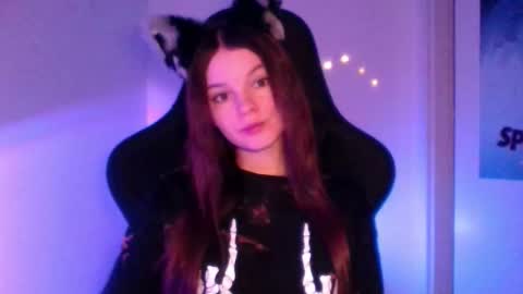 astradream_ online show from January 2026 10:15:02 PM