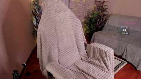 Snapshot of astralil_original chatting on May 2026 01:45:01 AM Astra online show from May 2026 01:45:01 AM