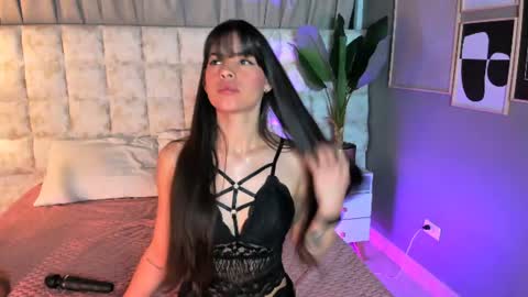 Snapshot of astrid_velle chatting on June 2026 01:08:01 AM astrid_velle online show from June 2026 01:08:01 AM