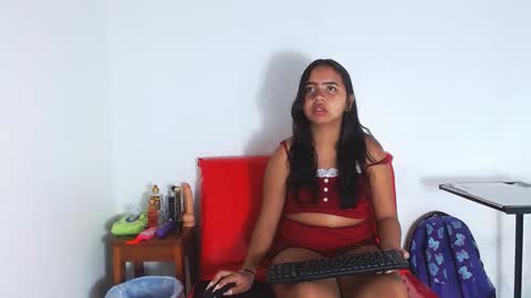 Snapshot of astridvagina18 chatting on January 2025 06:14:01 PM ASTRID online show from January 2025 06:14:01 PM