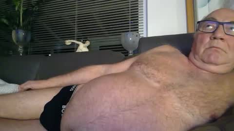 asusandy online show from January 2025 09:57:01 PM