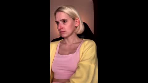 Snapshot of asya_new chatting on September 2025 05:16:02 PM asya_new online show from September 2025 05:16:02 PM