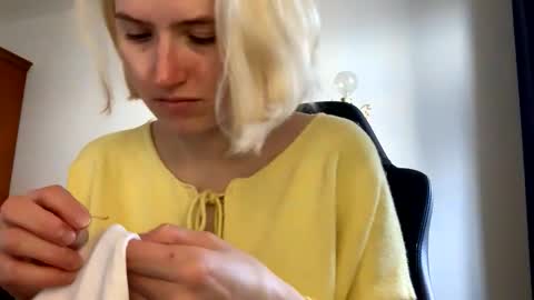 Snapshot of asya_new chatting on October 2025 11:11:01 AM asya_new online show from October 2025 11:11:01 AM