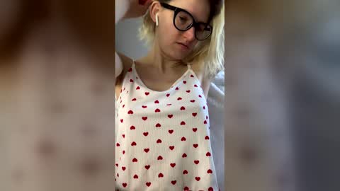 Snapshot of asya_new chatting on January 2026 08:28:02 AM asya_new online show from January 2026 08:28:02 AM