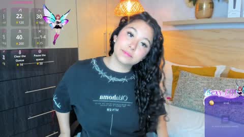 sofia online show from December 2024 07:11:01 PM