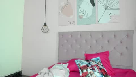 ATENA online show from November 2025 10:04:02 PM