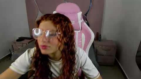 ateneaxht online show from June 2026 10:04:01 PM