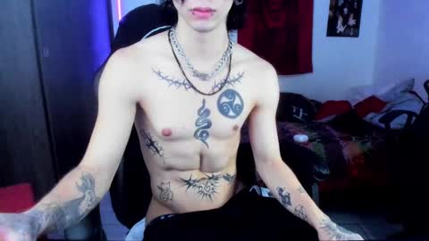 athenauwu online show from February 2025 06:54:02 AM