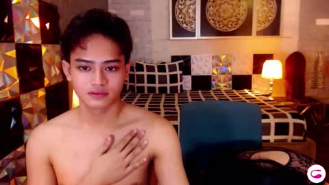 athisamoore online show from November 2025 06:46:02 AM