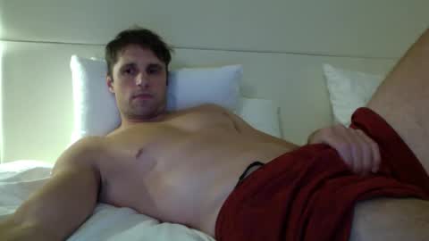 tommycb55555 online show from February 2025 11:48:01 PM