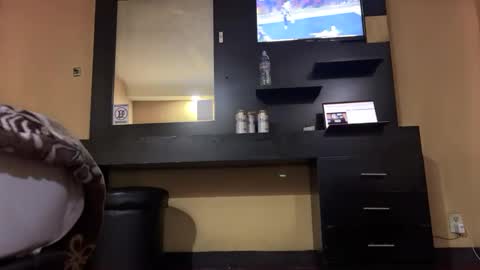 Snapshot of atizamen chatting on December 2024 06:29:01 AM atizamen online show from December 2024 06:29:01 AM