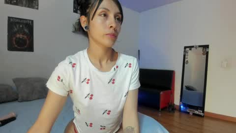 Carolina online show from April 2026 03:07:01 AM