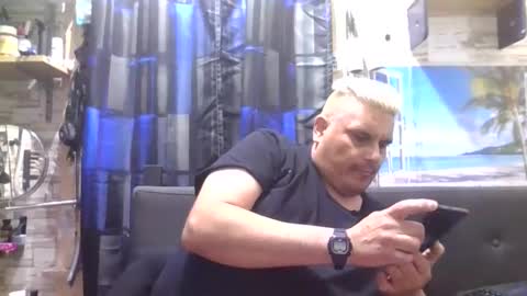 A online show from January 2025 06:14:01 PM