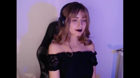 Aubrey online show from December 2024 01:43:01 AM