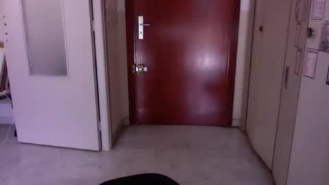 auguste061400 online show from March 2025 09:10:02 AM