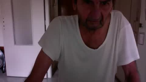 auguste061400 online show from November 2025 09:54:02 AM