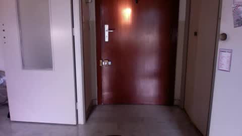 auguste061400 online show from November 2025 09:19:02 AM