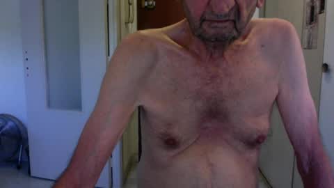 auguste688483 online show from June 2026 01:47:01 PM