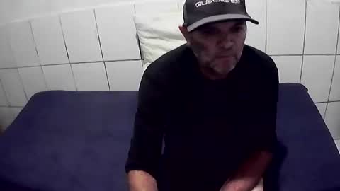 cesar augusto online show from April 2026 07:14:01 PM