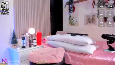 Snapshot of aura_moon chatting on January 2025 10:34:02 AM Hello I am Marcela follow me on my instagram  aura moon11 online show from January 2025 10:34:02 AM