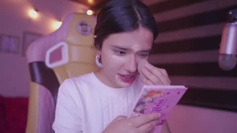 aura_rouss online show from November 2025 01:28:01 AM