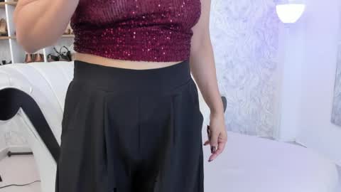 Aura sanders online show from April 2026 11:43:01 AM