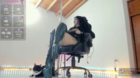 aura online show from March 2025 10:26:02 AM